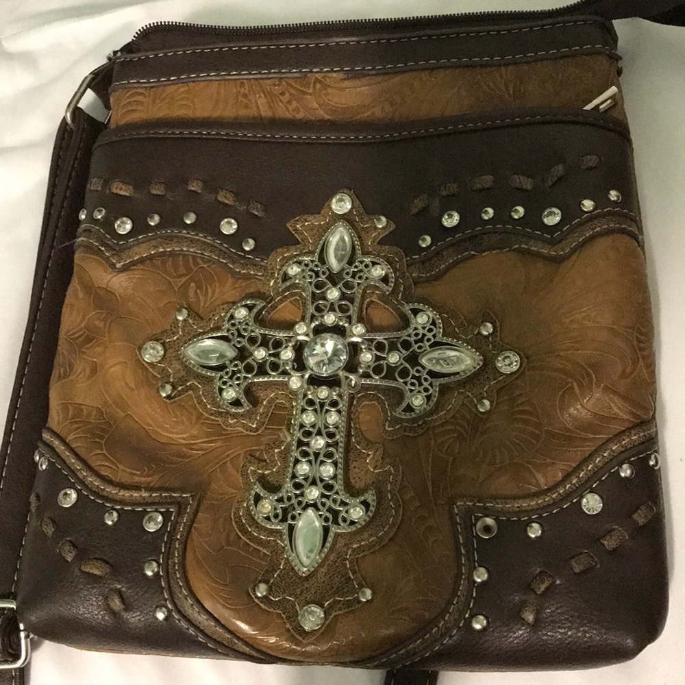 Satchel with cross, jewelry